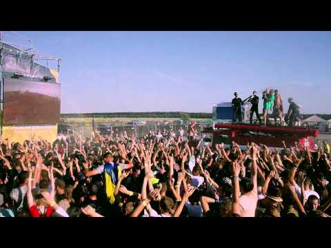 Видео: Epolets - Зраджуй ("Файне Місто" 2015, official live video)