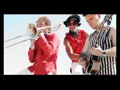 Видео: Серебряная Свадьба - пистолеты