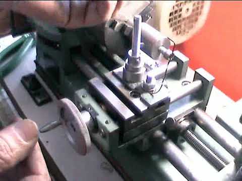 Видео: Токарный станок Универсал 2  Нарезка шлица и зуба на шестернях
