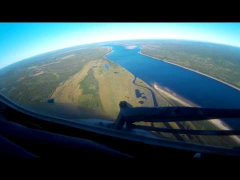 Видео: Посадка в Усть-Мае. САХА Якутия.