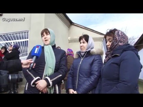 Видео: В селе Чишмикиой освятили и установили купольный крест строящегося храма