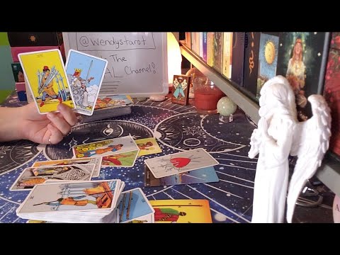 Видео: ВОДОЛЕЙ ♒ КТО ИДЕТ К ВАМ? «Осторожно!»