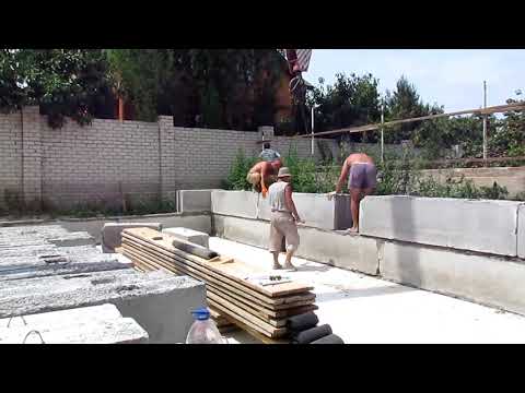 Видео: МОНТАЖ БЛОКОВ ФБС