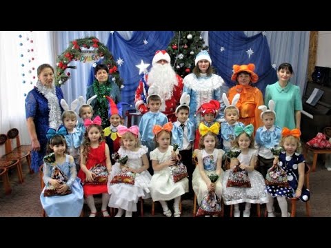 Видео: Новогодний утренник "Магазин игрушек"