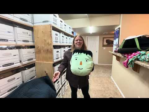 Видео: Goodwill Bins Haul предлагает купить, продать, обменять, отправить на комиссию и продать на eBay ...