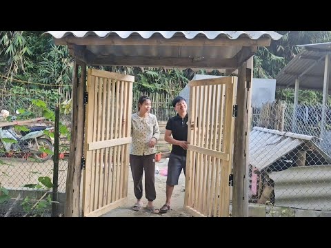 Видео: Тхань и Йен Чи сделали ворота из кусков дерева, которые были одновременно прочными и красивыми.
