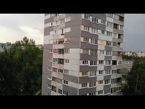Видео: Сильная гроза молнии и ураган на 26.00 минутах! В СПб тропический ливень!