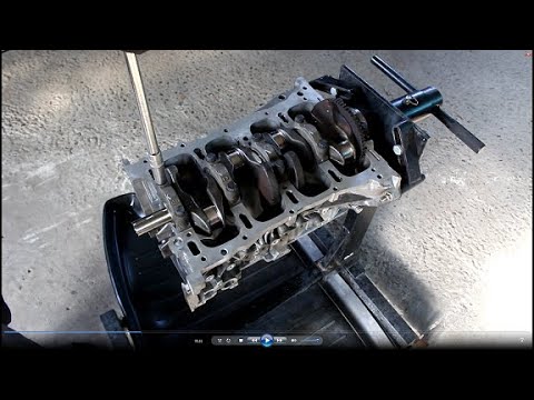 Видео: Гремят поршни на перекладке ремонт двигателя G4KD на Kia Cerato 2,0 Киа Церато 2011  3часть