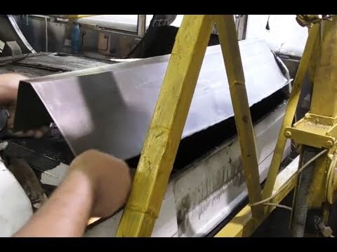 Видео: ГАЗ 24-10. 26 часть. Лонжерон пола  задний (поперечина или фартук).