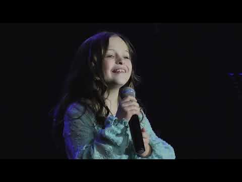 Видео: Алёна Петровская, Елена Турчина "Волга" КЗ Колизей