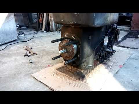 Видео: Установка гильзы на китайский одноцилиндровый дизельный двигатель S1100.