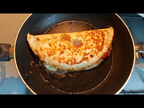 Видео: Быстрый завтрак готов за несколько минут! ВКУСНОТИЩА! Хрустящая, румяная корочка и нежный  внутри.