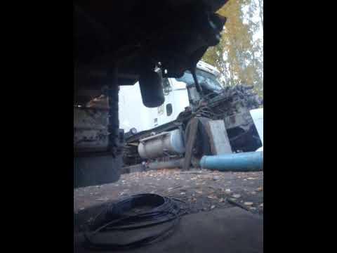 Видео: Убераем модулятор Wabco. Устанавливаем РТС и ускорительный клапана.