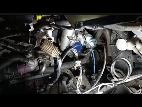 Видео: MAZDA CX7: 1.ОЧИСТКА - раскоксовка ДВС 2.замена форсунки 3. замена турбины.
