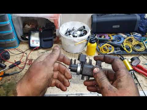 Видео: Пропала тяга BMW X5 E53 ищим причины. Проверка клапана n75