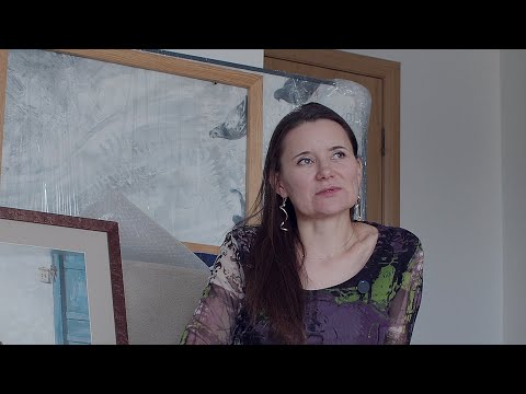 Видео: В мастерской художника Елены Прудниковой