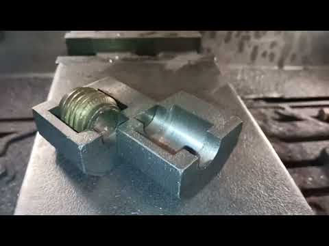 Видео: Постель червяка токарного станка ТВ4, ТВ6 виготовлення.