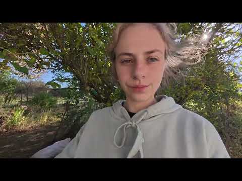 Видео: У село на власному авто 🚗 Арахіс побив рекорди! 🌱 Півонію запакували абияк 😅