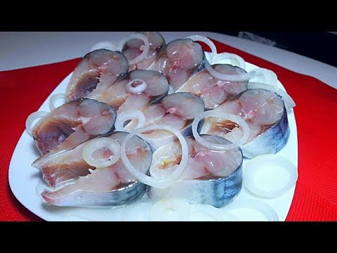 Видео: Скумбрия Малосольная за 2 часа Простой Рецепт Как Засолить Скумбрию mackerel salted