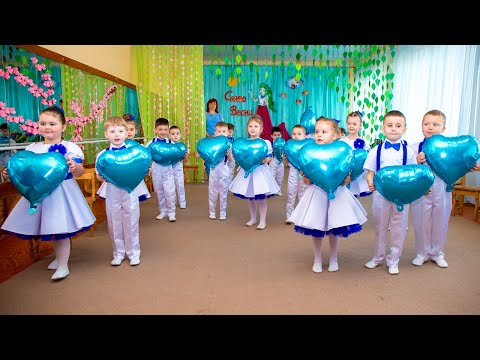 Видео: Свято весни "Мамине серце"