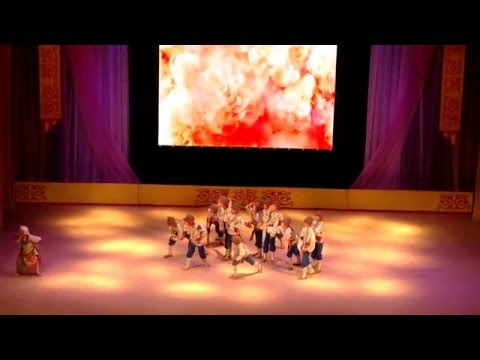 Видео: Строевая рыжая( образцовый ансамбль Ералаш)