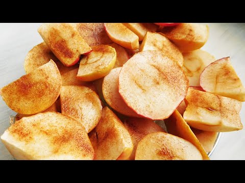 Видео: Яблочные дольки 🍎 с корицей, запеченные в духовке