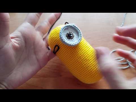 Видео: МК Миньон крючком #1 (тело+глаз)