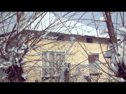 Видео: Бъдни вечер, Коледа и снежни приказки от село Дългоделци 2014/2015