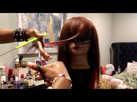 Видео: Трансформация парика ASMR 🎀 (стрижка, выпрямление, бигуди)