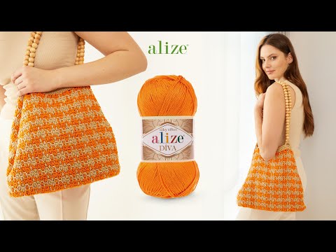Видео: Вязаная крючком сумка с узором «пье-де-пуль» из пряжи Alize Diva
