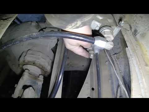 Видео: КамАЗ 5511 установка двухпроводного крана управления тормозами прицепа тел. 89054934540