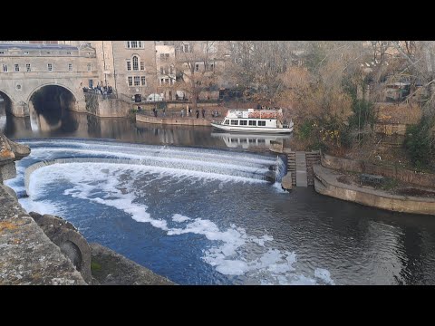 Видео: Шумный город, полный жизни. Это древний римский город.