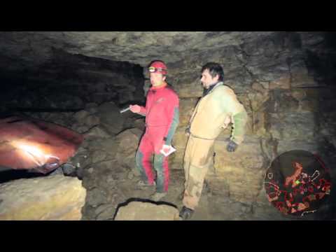 Видео: Ленинградская обл. Каменоломни Телези. Пещера  Петровская.