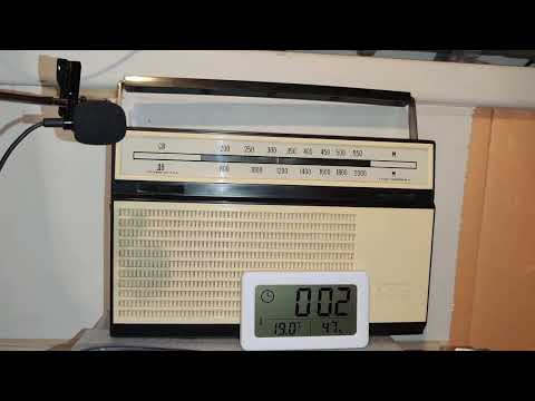 Видео: Альпинист -405 после профилактики. Прием на средних волнах.