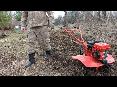 Видео: Обзор и работа в поле культиватора DDE  7 л.с.