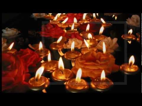 Видео: Сгорая плачут свечи...Ольга Павенская...