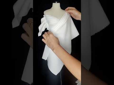 Видео: Драпировка платья метод наколки #draping #dressmaking #fashion #hautecouture #moulage #sewing