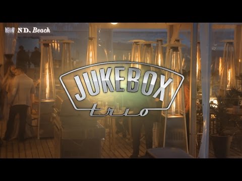 Видео: JUKEBOX TRIO - лучший пляжный концерт (Юрмала, 2016)