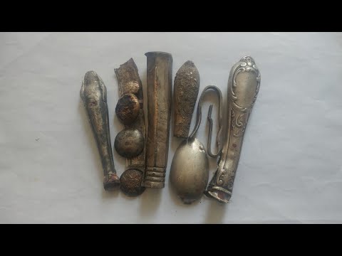 Видео: Снятие посеребрение. Смывка серебра. Серебро с находок.