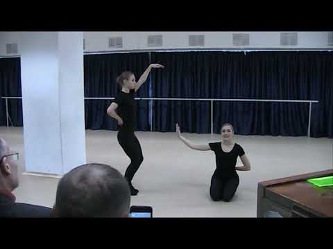 Видео: Актерское мастерство на кафедре ХИСТ ВлГУ. "Чашка, чайник, чайный пакетик, и плита"