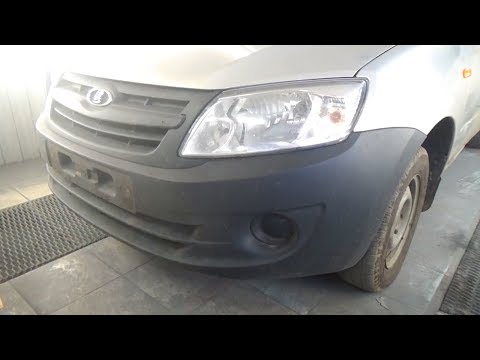 Видео: Как заменить все лампы и снять фару Лада гранта.