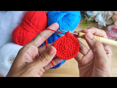 Видео: 5 идей вязания крючком, которые улучшат вашу финансовую жизнь! (с субтитрами)