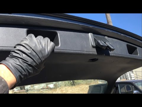 Видео: Замена защелки замка крышки багажника Volkswagen Jetta Sportwagen 2010-2014 гг. Ремонт VW