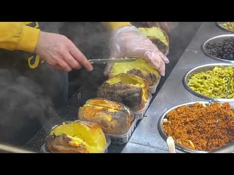 Видео: Стамбул ул. Истикляль. Крошка картошка 1 Декабря 2021#турция #стамбул #отдых #жрать