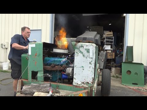 Видео: Измельчитель древесины AMC V8 Hot Rod ЖИВ! И первый день на работе!