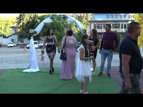 Видео: Абитуриентски бал на Глория 2024