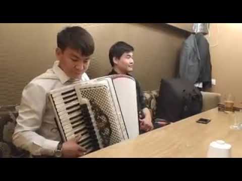 Видео: 627...Алтынбек Тотуев   агамдан  ыр белек Ж.Мамажанов