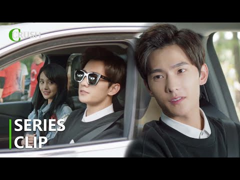 Видео: 😍Президент приехал роскошном автомобиле, чтобы забрать девочку из школы, привлекая всеобщее внимание