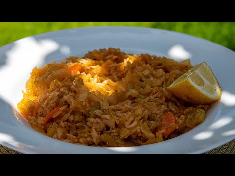 Видео: Тушёная капуста с рисом по-гречески / Лаханоризо