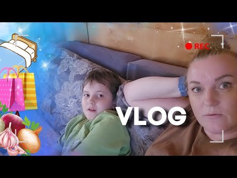 Видео: VLOG: ОБУСТРАИВАЕМ ВТОРОЙ ЭТАЖ.  СОБРАЛА УРОЖАЙ ЛУКА. ПОКУПКИ ИЗ ЧИЖИКА. ДАЧНЫЙ ВЛОГ. @Semeykavaute 